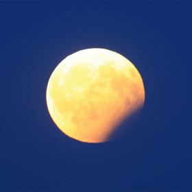 Foto einer partiellen Mondfinsternis von 2017